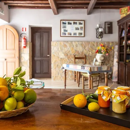 Pilati Bed & Breakfast Valderice